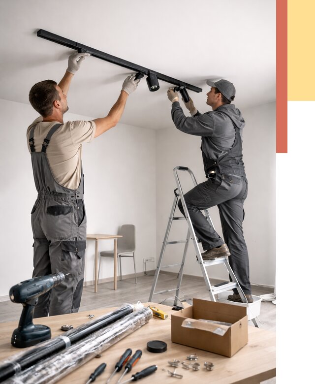 Установка трековых светильников в натяжной потолок в Алейске от 4331 руб. | ОТДЕЛОЧНИК-Лук